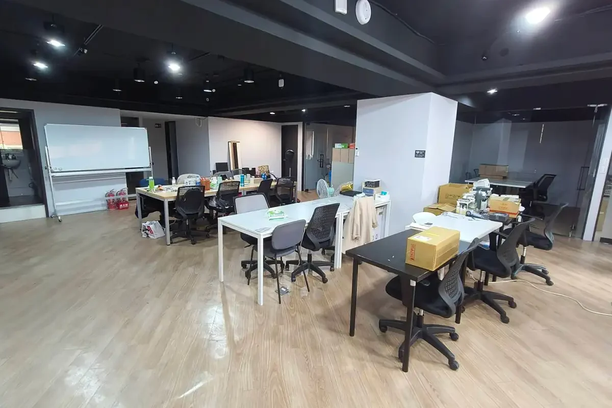 ​​BC好想清潔-台北居家清潔-新北居家清潔-台北中山居家清潔​_portfolio_複合式60坪商辦清潔_08